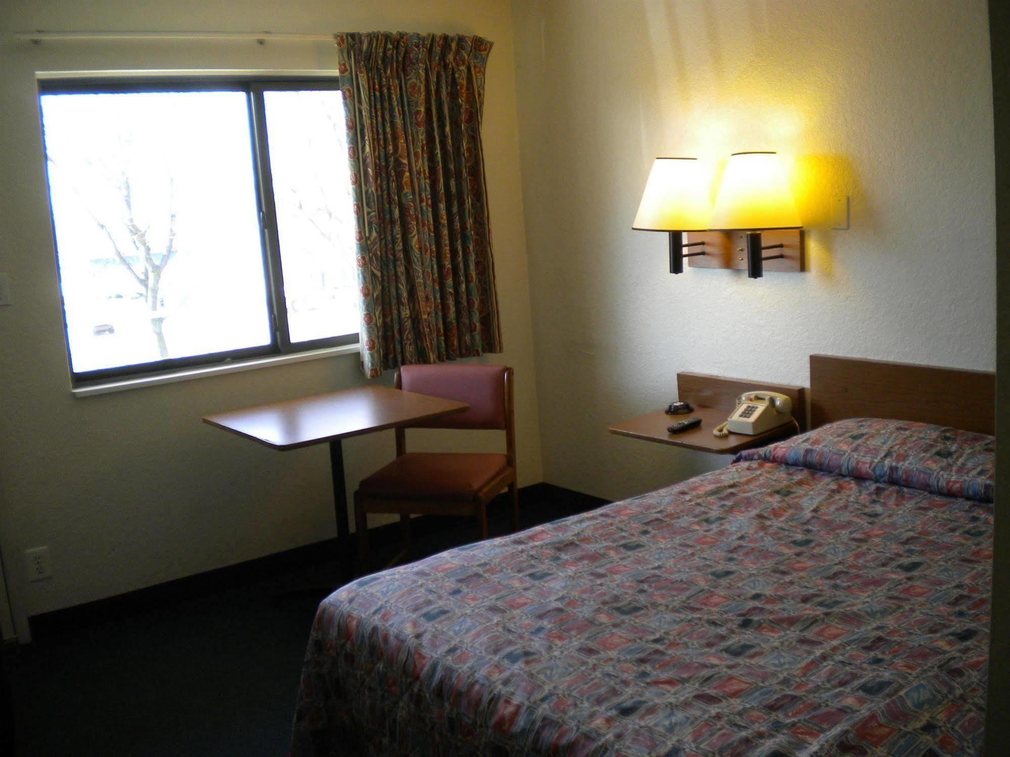 Travelodge By Wyndham Grand Rapids North Walker Quarto foto